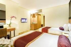 Greenhills Elan Modern