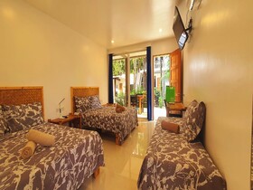 Pili Beach Resort Agmanic