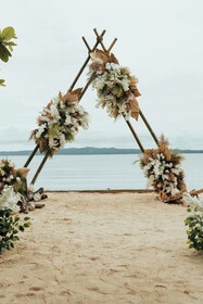 Pili Beach Resort Agmanic