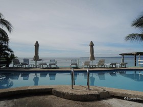 Noblesse Resort