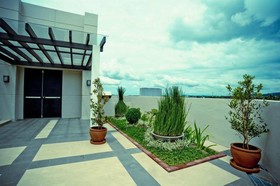 Santomas Suites