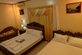 The Orange House - Vigan Villa