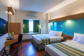 Microtel by Wyndham South Forbes