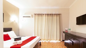 The Charm Bed and Breakfast by RedDoorz