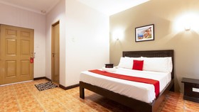 The Charm Bed and Breakfast by RedDoorz