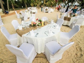 Coco Grove Beach Resort
