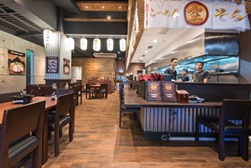 Court Meridian Hotel & Suites