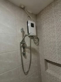Tri A's Building by Oyo Rooms