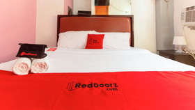 Be Hotel by Reddoorz