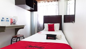 Be Hotel by Reddoorz