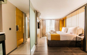 Hotel XYZ