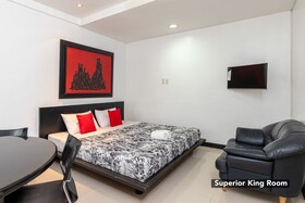 Berrie Suites Hotel