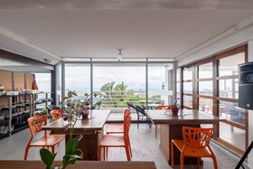 Berrie Suites Hotel