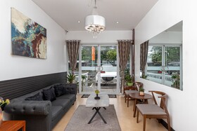 Berrie Suites Hotel