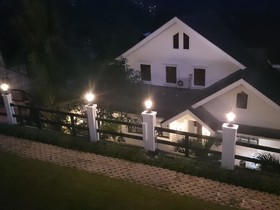 Chateau Beatrice Bed & Breakfast