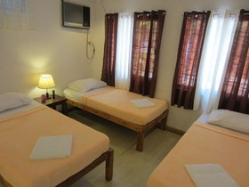 Chateau Beatrice Bed & Breakfast