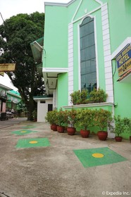 Cool Breeze Hotel And Villas
