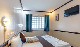 Cool Breeze Hotel and Villas by ZEN Rooms