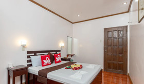 Cool Breeze Hotel and Villas by ZEN Rooms
