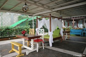 Joaquin's Bed and Breakfast