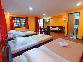 Pina Colina Resort