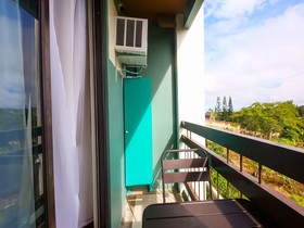 Pine Suites by OYO Rooms
