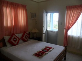 Royal Taal Inn