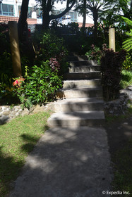 Tagaytay Country Hotel