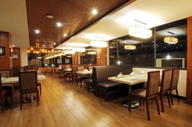 717 Cesar Place Hotel