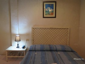 Bohol La Roca Hotel