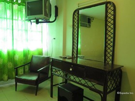 Bohol La Roca Hotel