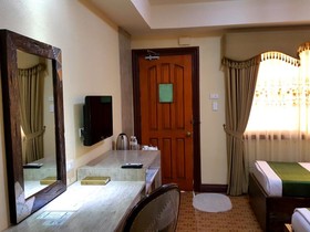 Bohol Tropics Resort