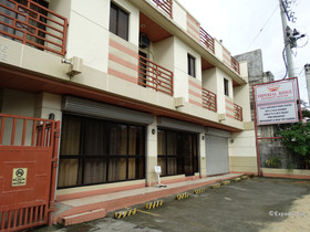 Imperial Ridge Pension House