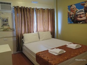 TR3ATS Guest House Bohol Hostel