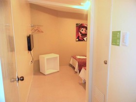 TR3ATS Guest House Bohol Hostel
