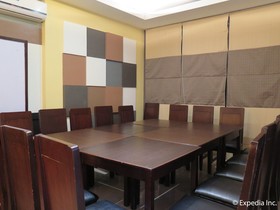 Big 8 Corporate Hotel