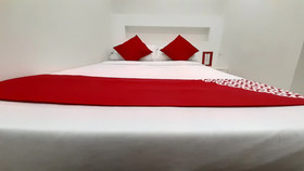 Jrja Hotel by OYO Rooms