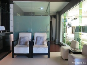 Lucky 9 Budget Hotel