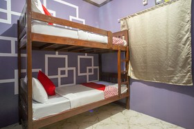 Queens Hometel by Oyo Rooms