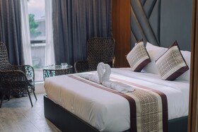 Shine Boutique Hotel