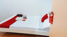 Maple Residences by RedDoorz