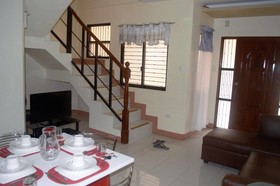 Manora Apartments & Guest House