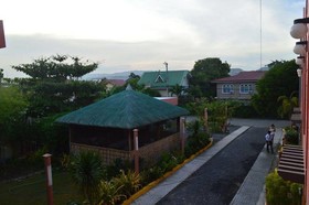 Manora Apartments & Guest House