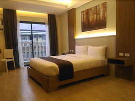 Aquamira Resort & Residence