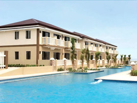 Aquamira Resort & Residence