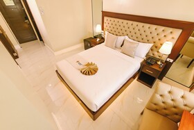 Monaco Hotel