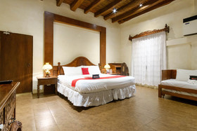 Gordion Hotel by RedDoorz