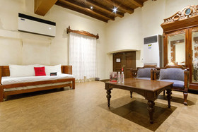 Gordion Hotel by RedDoorz