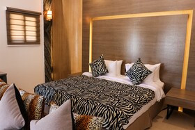 Safari Hotel And Villas