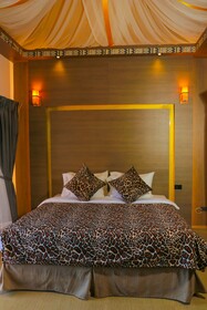 Safari Hotel And Villas